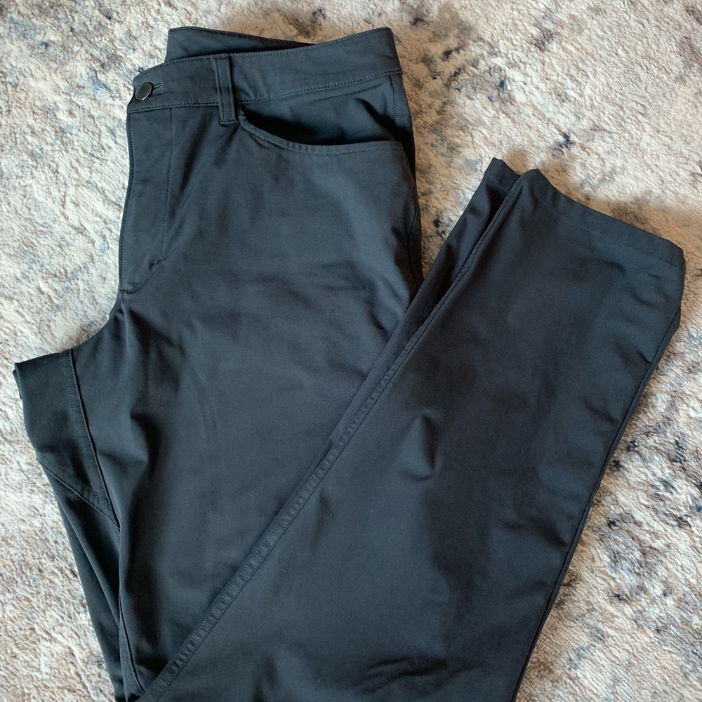 Men’s Lululemon ABC Pant Classic Fit 32/34